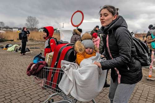 Cruce peatonal fronterizo de Medyka, en los límites de Ucrania con Polonia, que ha recibido a unas 200 mil personas.