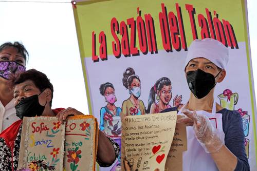 Trabajadoras sexuales participaron en el concurso de gastronomía La Sazón del Talón, organizado por la Brigada Callejera de Apoyo a la Mujer Elisa Martínez, donde a manera de protesta por el derecho al trabajo y a la alimentación cocinaron diversos platillos.