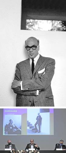 El arquitecto Guillermo Eguiarte, el escritor Jorge Esquinca y el antropólogo Alfonso Alfaro en el homenaje en Bellas Artes a Luis Barragán.