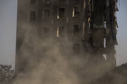 La sede del gobierno regional de Mykolaiv, Ucrania, fue destruida ayer en un ataque del ejército ruso.