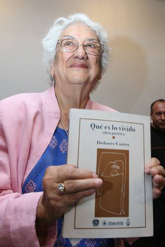 Dolores Castro durante un homenaje en el Palacio de Bellas Artes en 2008.