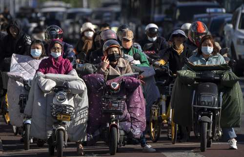 Los controles sanitarios impuestos en algunas de las ciudades más grandes de China han provocado irritación pública. La imagen, en Pekín.