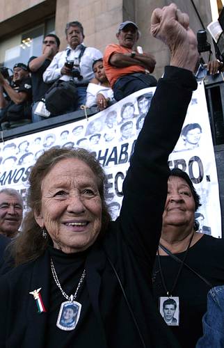 Rosario Ibarra de Piedra fue la primera mujer postulada a la Presidencia de la República, en 1982. Además de su trabajo como activista, fue senadora y diputada federal.
