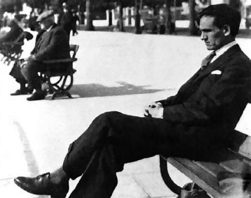 El poeta César Vallejo, Niza, 1929.