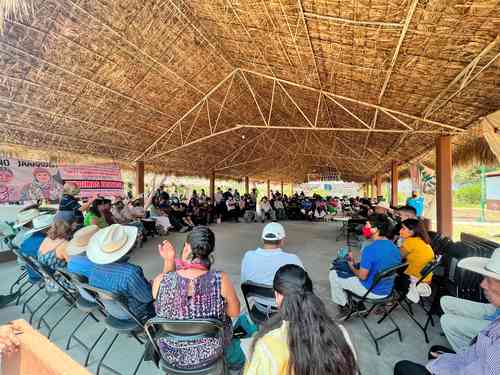 Rechazan a minera
<br>Advierten habitantes de Temixco que defenderán con la vida recursos naturales