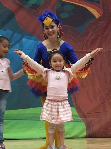 Escena de la obra Cuéntamelo bailando, Pedro, de la compañía Ballet Coliseo, cuya presentación será en el teatro Raúl Flores Canelo.