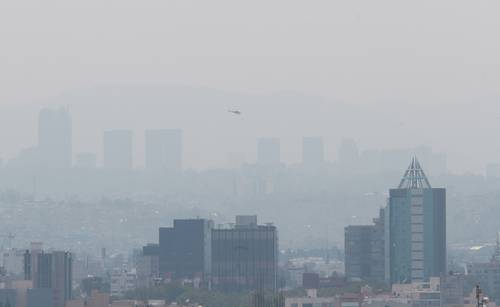 La fase 1 del programa de contingencia ambiental por ozono se mantuvo por segundo día consecutivo en la capital, por lo que hoy aplica doble No circula.