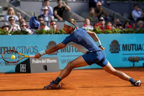 Rafael Nadal enfrentará ahora a Carlos Alcaraz en los cuartos de final del Masters 1000 de Madrid.