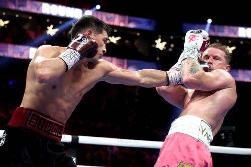 Saúl Canelo Álvarez no pudo repetir la gesta de la división de los supermedianos en la arena T-Mobile, en Las Vegas, ante el inconmensurable Dmitry Bivol.