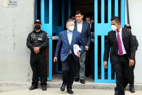 El ministro Arturo Zaldívar luego del encuentro en el que participaron 220 reclusas del penal de Santa Martha Acatitla.