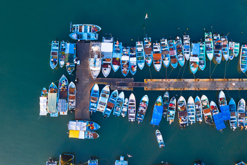 Puerto pesquero de La Cruz de Huanacaxtle en Bahía de Banderas, Nayarit, México. J. Carlos Muñoz - Shutterstock
