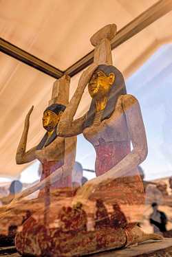 Revelan gigantesco descubrimiento arqueológico en Egipto