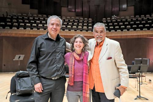 Ludwig Carrasco, Anna Göckel y José J. Vásquez, hijo del compositor y fundador de la Ofunam cuya obra se ha mantenido desconocida y olvidada.