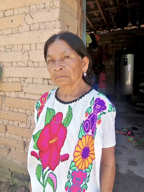 Partera Guerrero, San Luis Acatlán.  Nadia Maciel