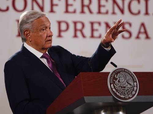 El presidente Andrés Manuel López Obrador aseguró que los ingresos extraordinarios por las ventas de crudo alcanzarán para atenuar el efecto de la inflación en las gasolinas y realizar mejoras al sistema de salud.