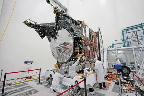 Psyche, primera misión de la NASA diseñada para estudiar un asteroide rico en metales, no será lanzada este año debido a la entrega tardía del software de vuelo y el equipo de prueba de la nave. En octubre, la fecha límite para el despegue.