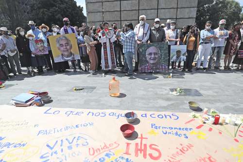They cry out for an exit from the “labyrinth of violence” Photo