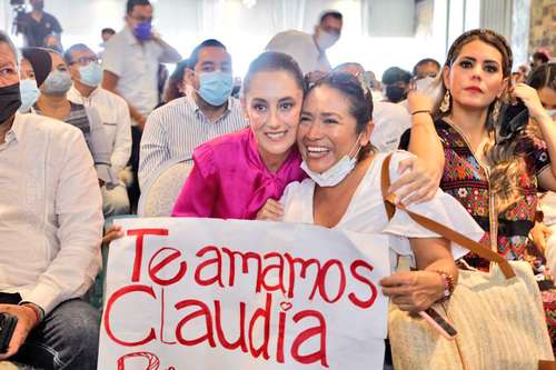 La jefa de Gobierno, Claudia Sheinbaum, se reunió ayer con militantes de Morena en Guerrero para hablar de la reforma electoral del presidente López Obrador.