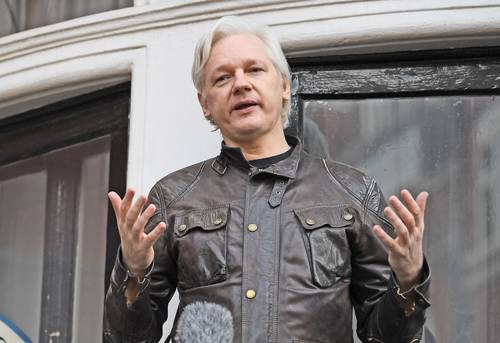 El ciberactivista, fundador de WikiLeaks, permanece en una prisión de Reino Unido en espera de su extradición.