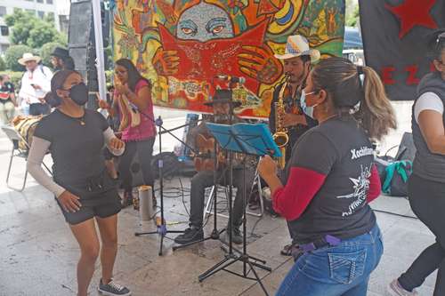 El festejo en la explanada del recinto capitalino también incluyó poesía, ajedrez y una mesa de reflexión.