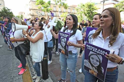 El de Luz Raquel Padilla, quien murió el pasado 19 de julio tras ser quemada viva en Zapopan, es uno de los casos cuya investigación no avanza en la Comisión Estatal de Derechos Humanos, a raíz de que Luz del Carmen Godínez asumió la presidencia del organismo.