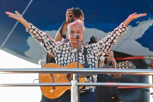 Caetano Veloso, en imagen de marzo pasado frente al Congreso durante una protesta contra la política ambiental de Jair Bolsonaro, es una de las personalidades que se ha manifestado por el regreso de Lula da Silva a la cabeza del Poder Ejecutivo.