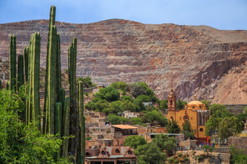 El tajo a cielo abierto en Cerro de San Pedro, Minera San Xavier, es un ejemplo claro de la necesidad de una política de conclusión de los proyectos mineros.  Enrique Abe / CCMSS