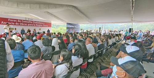 En el acto de la semana pasada, cuando se anunció el plan de obras para la nueva demarcación.