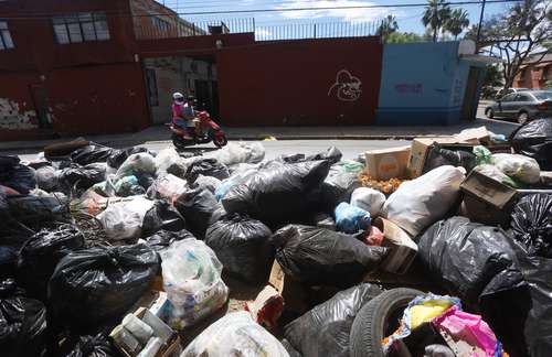 Anuncia Murat basurero provisional para Oaxaca