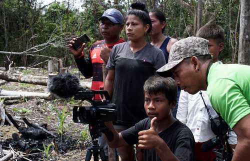 Indígenas de Brasil y Colombia filman sus historias; no queremos que lo hagan los blancos, afirman