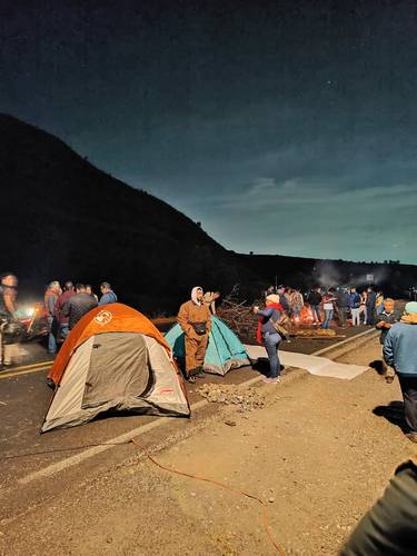 Comuneros de Milpa Alta cerraron la carretera a Oaxtepec en protesta por la consulta.