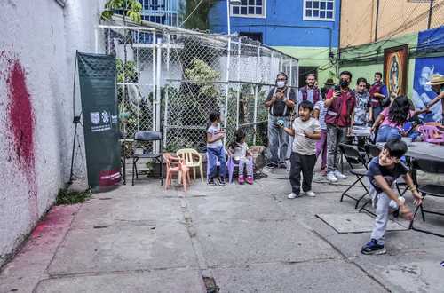 Hoy la compañía presenta ¡Mátenlos en caliente! y Juárez y la República, en el teatro Jorge Negrete .