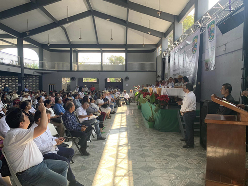 La Convención campesina de Veracruz, quedó integrada por la Coordinadora de Ejidos y Comunidades en el estado, se realizó el 26 de noviembre, en la casa Ejidal Úrsulo Galván.  Arturo García