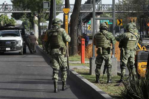 Rumbo al sur, el cierre por las maniobras se hizo desde el distribuidor vial Heberto Castillo.