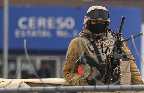 Eight members of Los Mexicles fall, including the second in command Photo