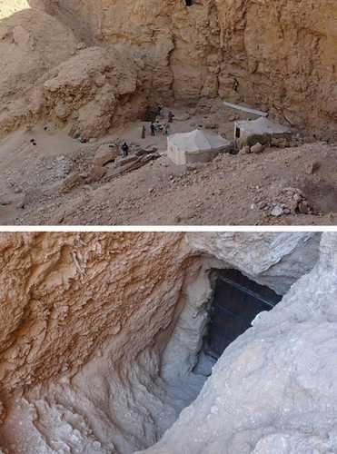 La tumba fue encontrada por investigadores egipcios y británicos en la orilla occidental del Nilo. En las imágenes, vistas de la entrada de la cámara mortuoria.