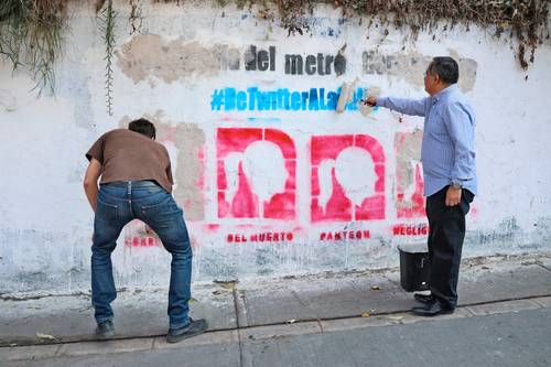 Unas 50 pintas empezaron a ser borradas en esa alcaldía, aunque no se descarta que se hagan más.