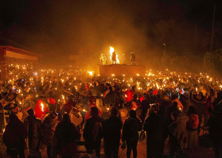 El ritual purépecha del Fuego Nuevo, símbolo de orgullo e identidad frente al mestizaje