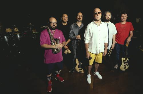 La agrupación Violadores del Verso se presentará en México y participará en el Vive Latino y Pa’l Norte.