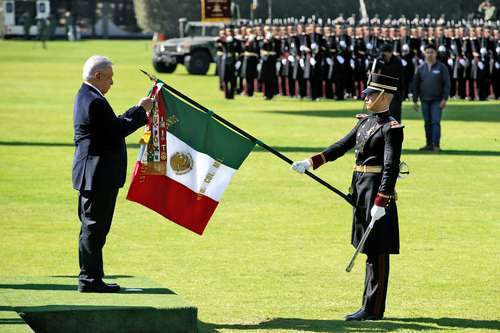Ceremonia por el Día de la Bandera realizada ayer en Campo Marte.