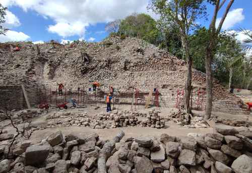 Descubre el INAH nueve cuartos de la élite maya en la zona arqueológica Ek? Balam