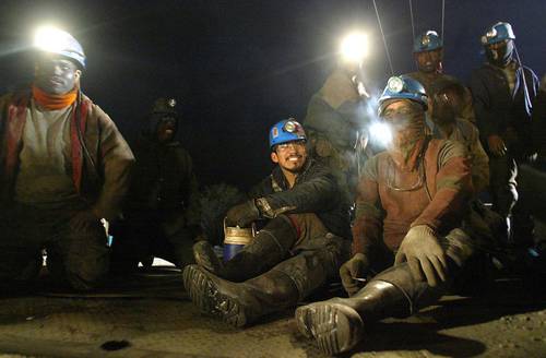 Labores para recobrar restos de mineros podrían reanudarse el mes próximo (imagen de 2006).
