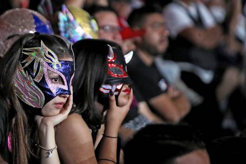  Aficionadas en la Arena México. Foto Yazmín Ortega Cortés