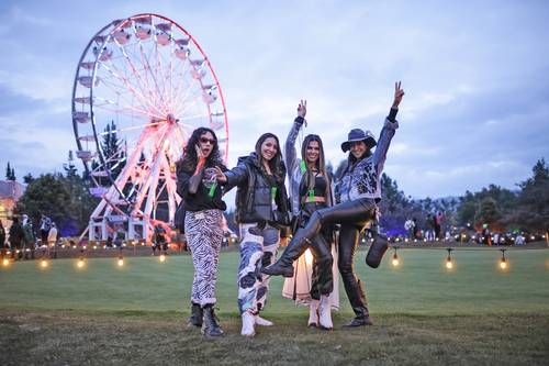 La imagen fue captada durante el Festival Estéreo Picnic, realizado en las afueras de Bogotá, Colombia.