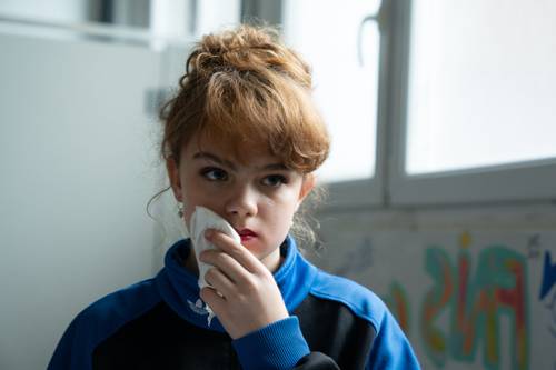 Fotograma de El amor según Dalva, primer largometraje de la directora francesa Emmanuelle Nicot, que aborda el tema del abuso sexual de un modo novedoso, desde la perspectiva de la propia niña que no acierta a comprender la diferencia entre el amor filial y una pasión física.