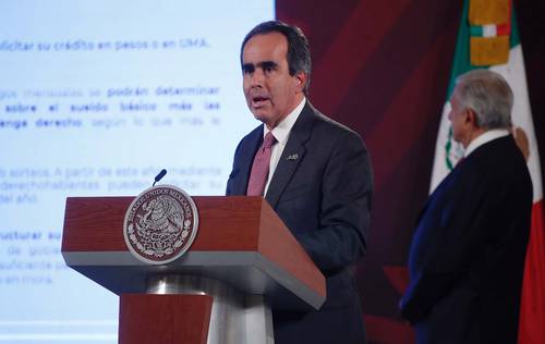 César Buenrostro Moreno, vocal ejecutivo del Fondo de la Vivienda Issste, asistió a la conferencia en Palacio Nacional. Aseguró que las cifras de la institución reflejan una baja morosidad en la recuperación de los créditos.