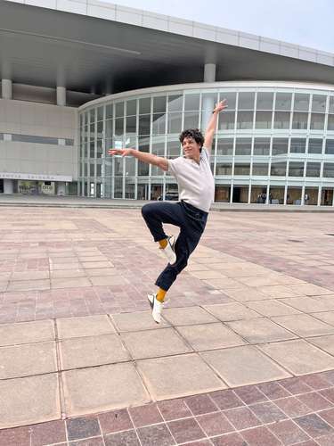 Isaac Hernández, bailarín del San Francisco Ballet y ganador del Benois de la Danse en 2018.