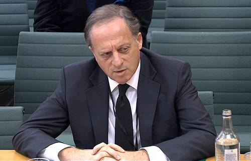 Richard Sharp lamentó la omisión de no informar al Ministerio del Gabinete que en su paso por la banca privada concedió un préstamo al entonces premier, antes de ser nombrado funcionario de la radiotelevisión británica.