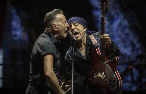 Bruce Springsteen & The E Street Band seguirá su gira por Irlanda, Francia, Italia, Holanda, Suiza y Suecia.