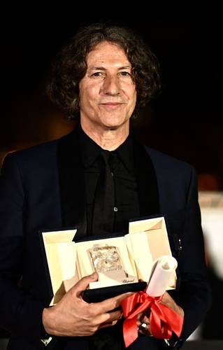  El realizador británico Jonathan Glazer obtuvo el Gran Premio por la película The Zone Of Interest. Foto Afp